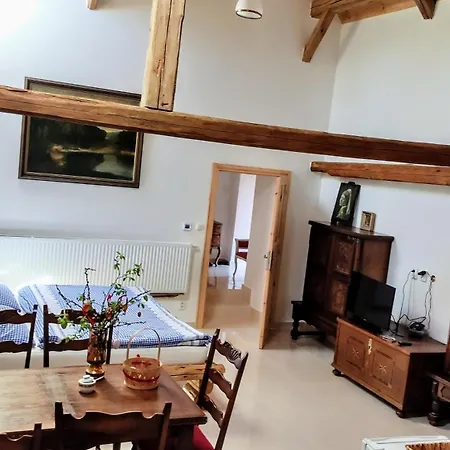 Jilova Tvrz Privat bolig